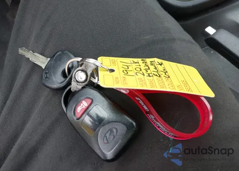 2018 Hyundai Elantra Sel из США, поврежденный, VIN 5NPD84LF1JH385445